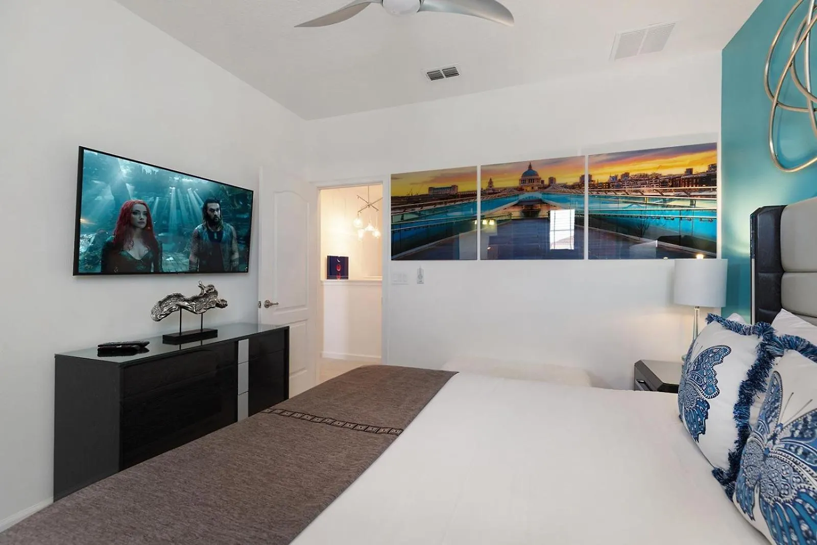 Dreamy Villa With Ice Castle Br, Theater & Game Loft Davenport