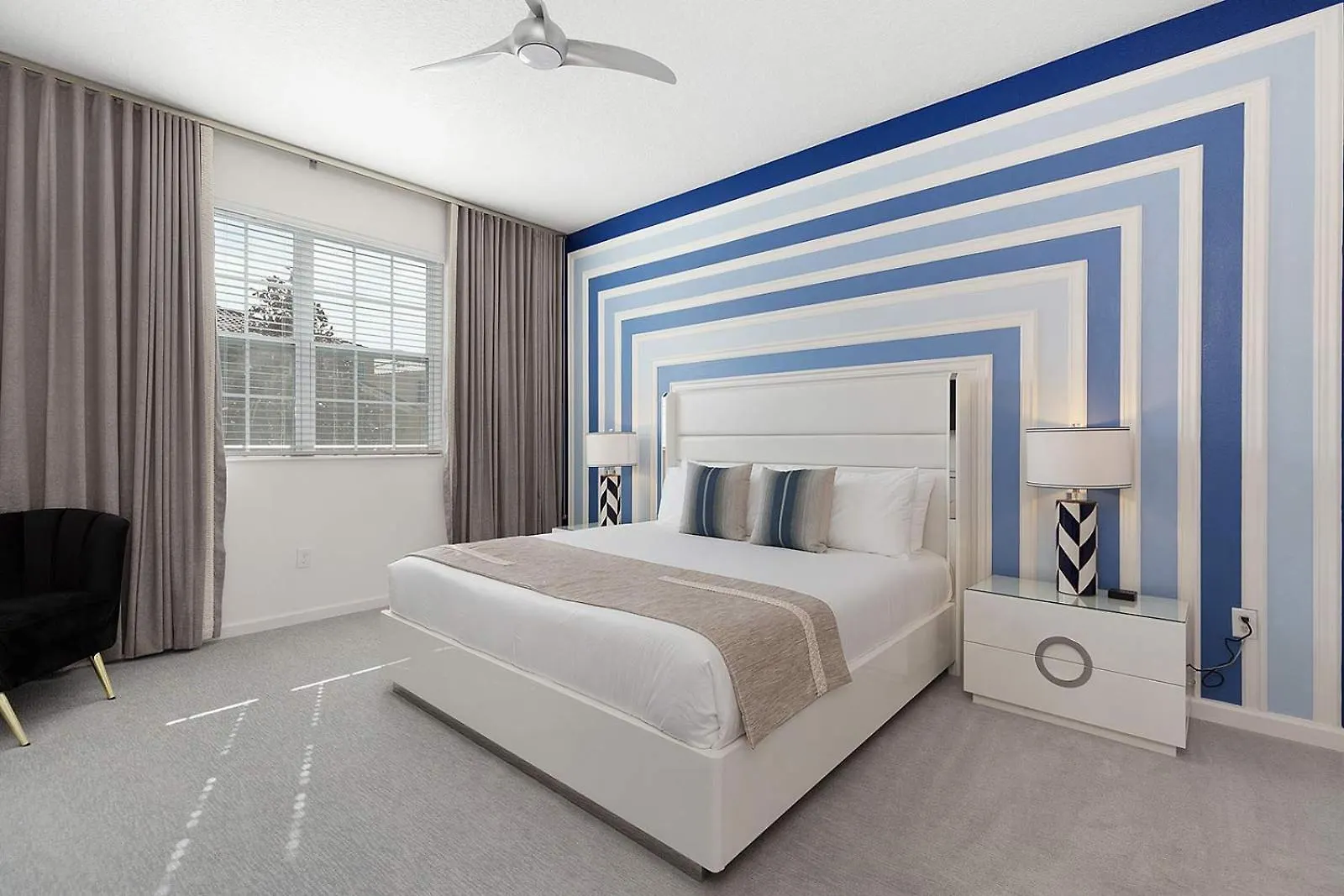 Dreamy Villa With Ice Castle Br, Theater & Game Loft Davenport