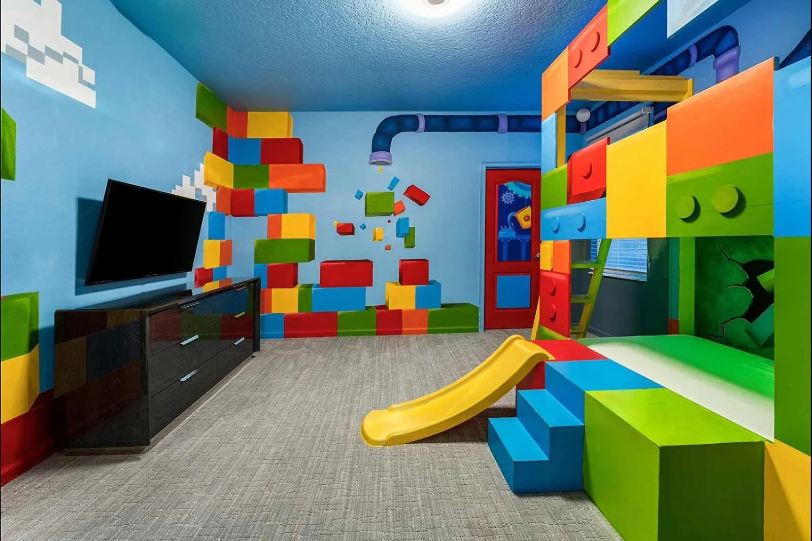 Dreamy Villa With Ice Castle Br, Theater & Game Loft Davenport