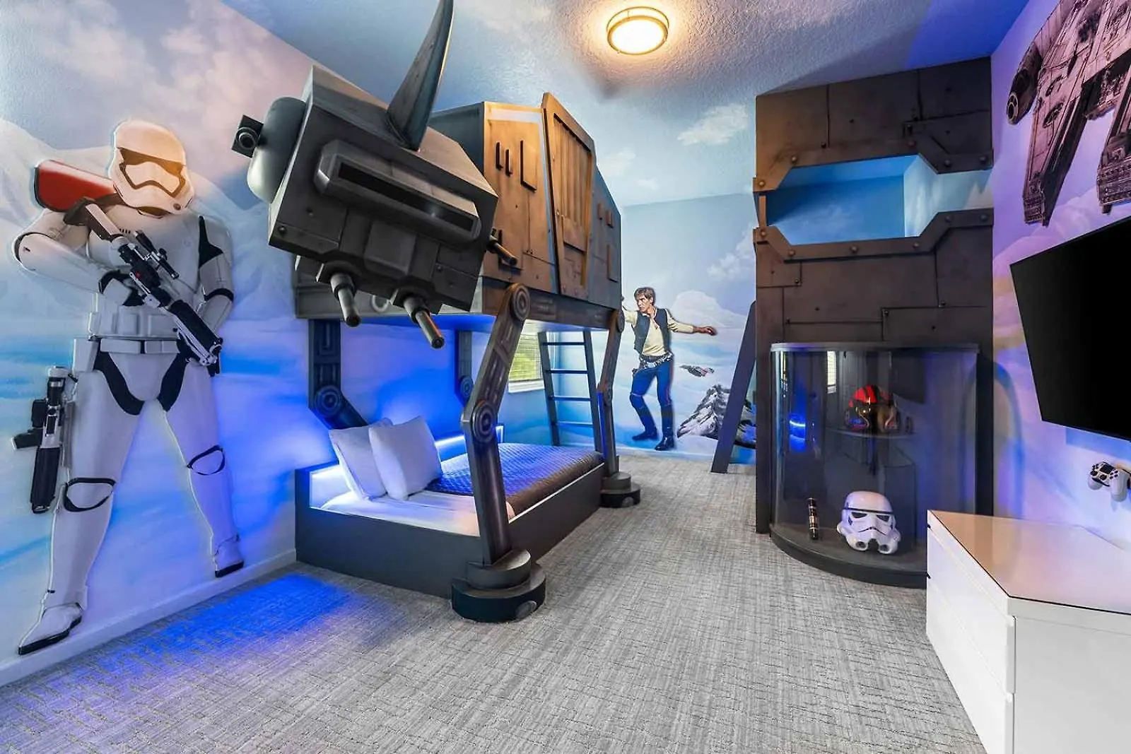 Dreamy Villa With Ice Castle Br, Theater & Game Loft Davenport