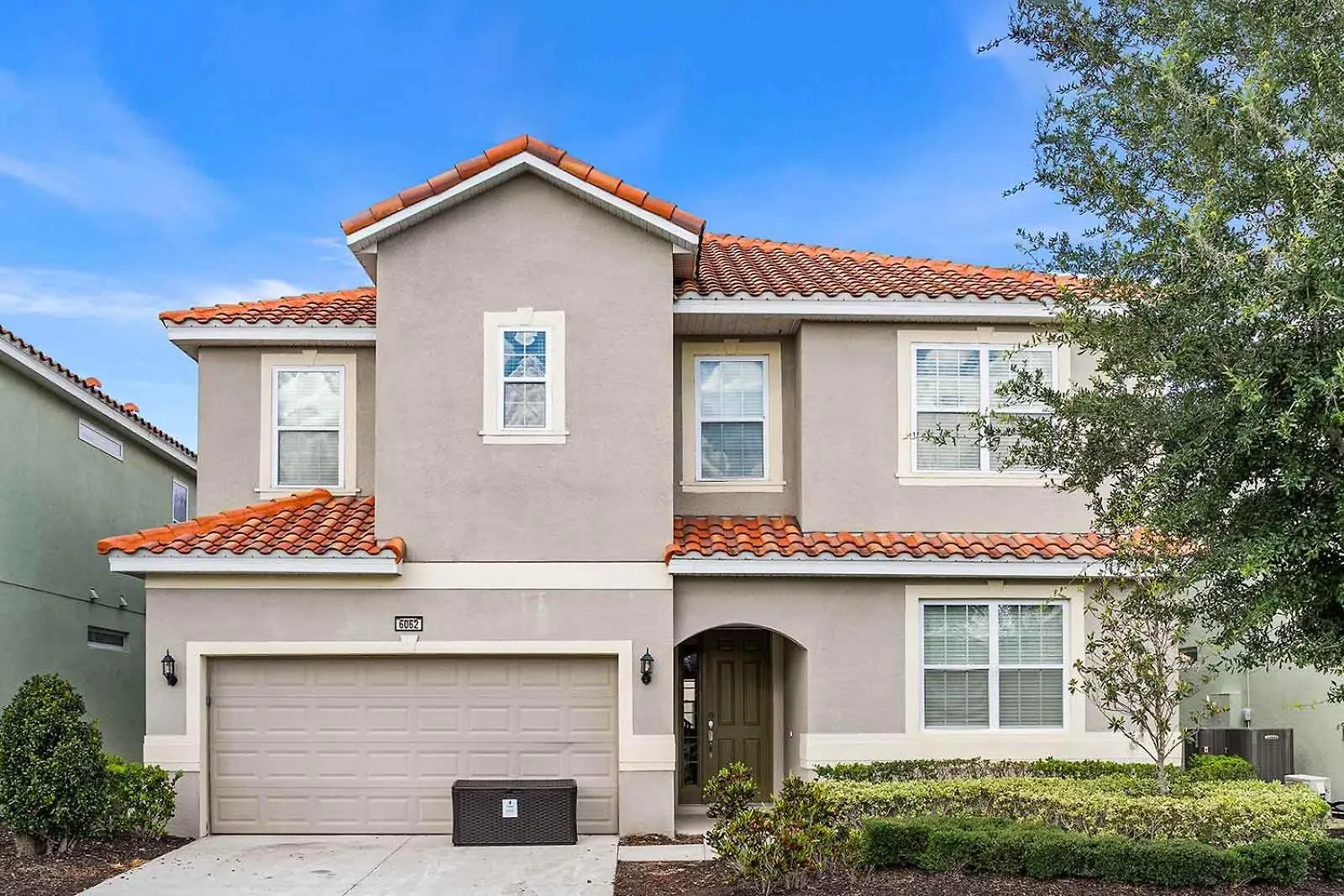 Dreamy Villa With Ice Castle Br, Theater & Game Loft Davenport