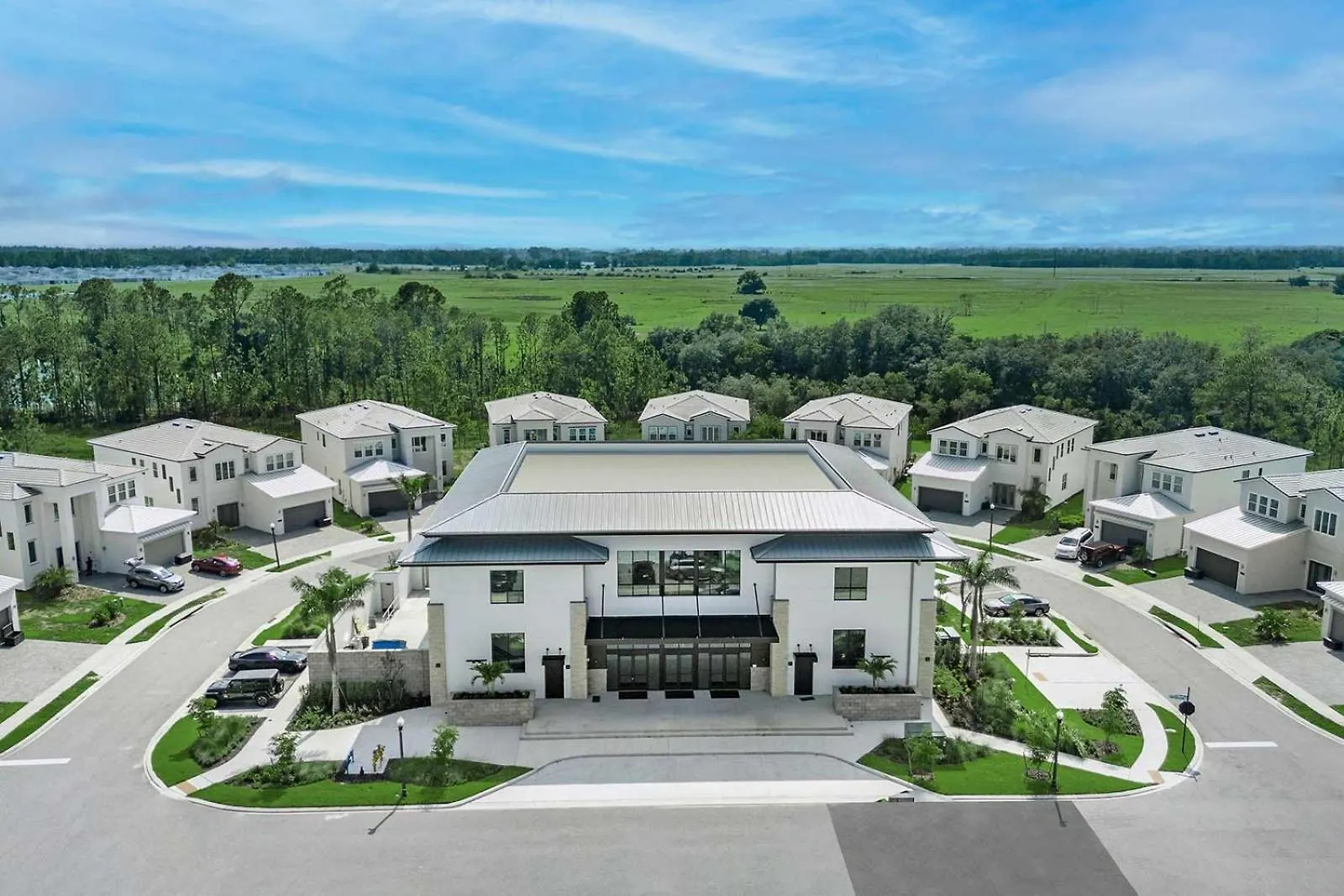 Dreamy Villa With Ice Castle Br, Theater & Game Loft Davenport
