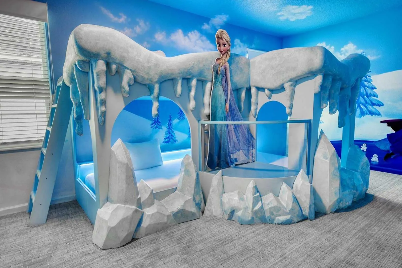 Dreamy Villa With Ice Castle Br, Theater & Game Loft Davenport