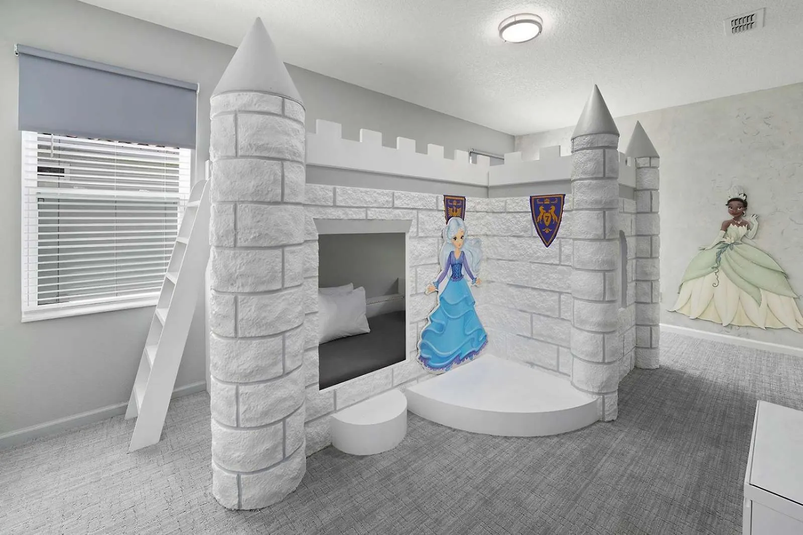 Dreamy Villa With Ice Castle Br, Theater & Game Loft Davenport